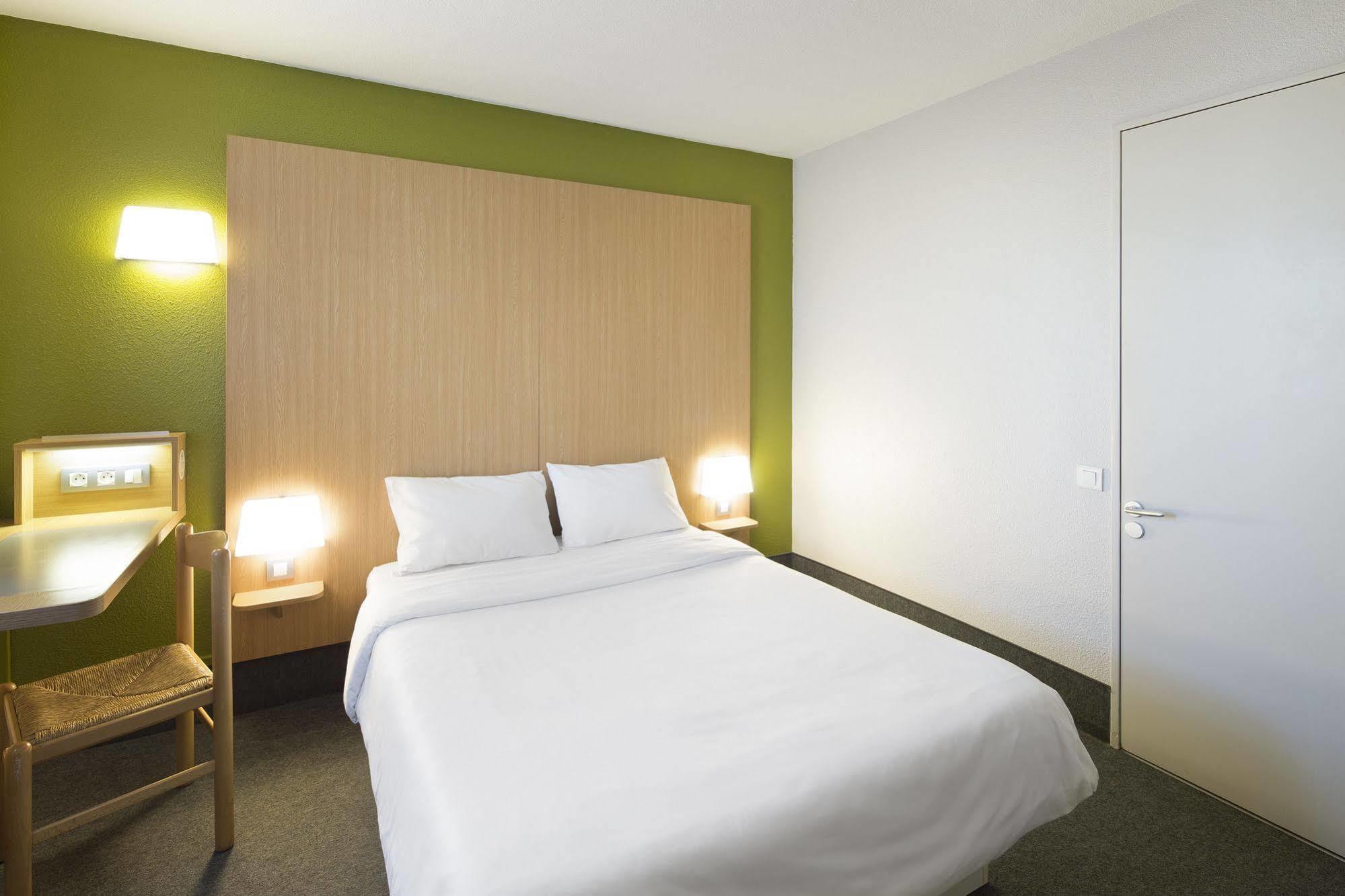 B&B Hotel Saint Malo Sud エクステリア 写真